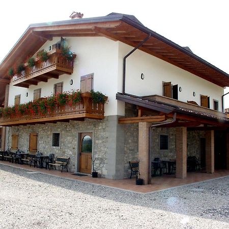 Wine Resort Faedis Dış mekan fotoğraf